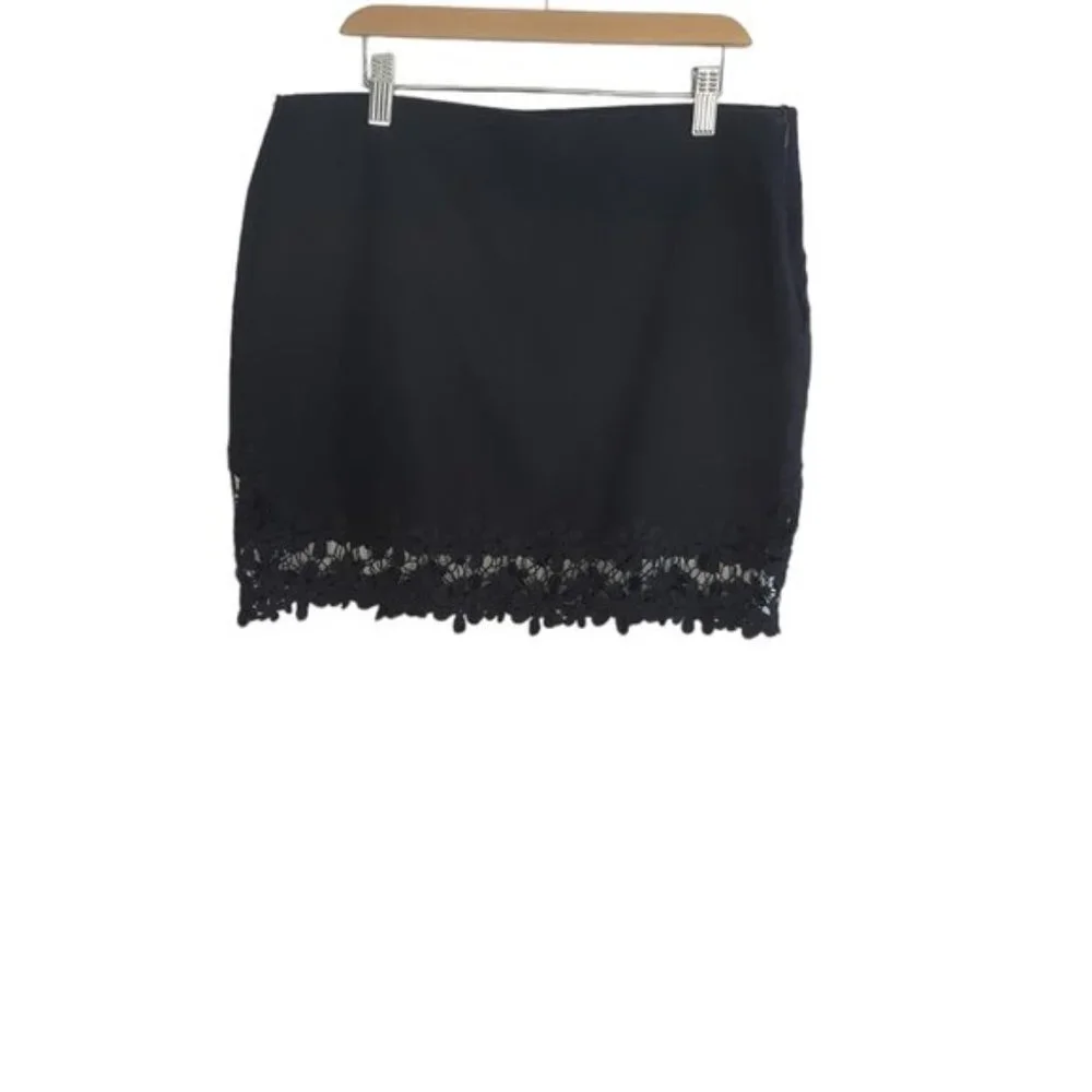 Zara Crochet Trim Mini Skirt - Picture 1 of 4